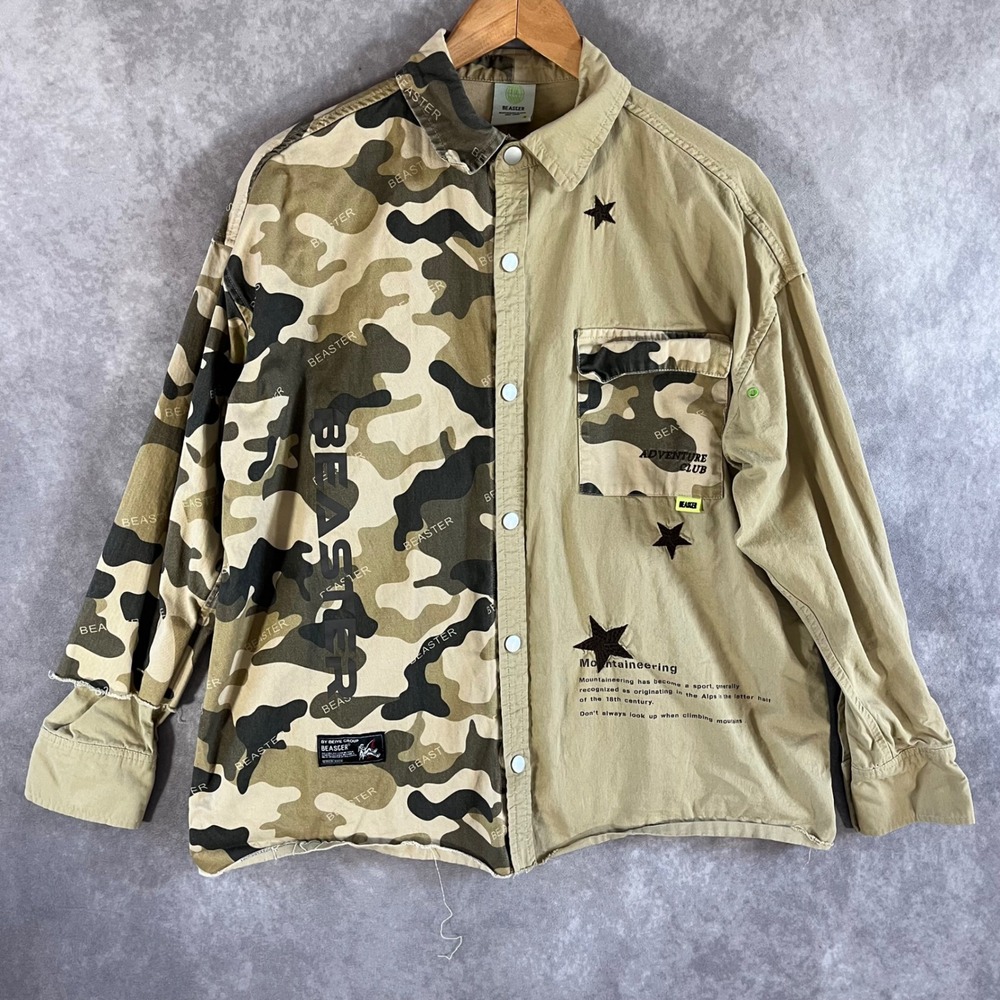 Beaster Button Shirt Men Small Khaki Camo Split Design Streetwear Star Patch